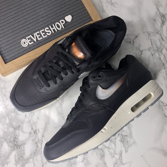 Nike Air Max 1 - Picture 2 of 4